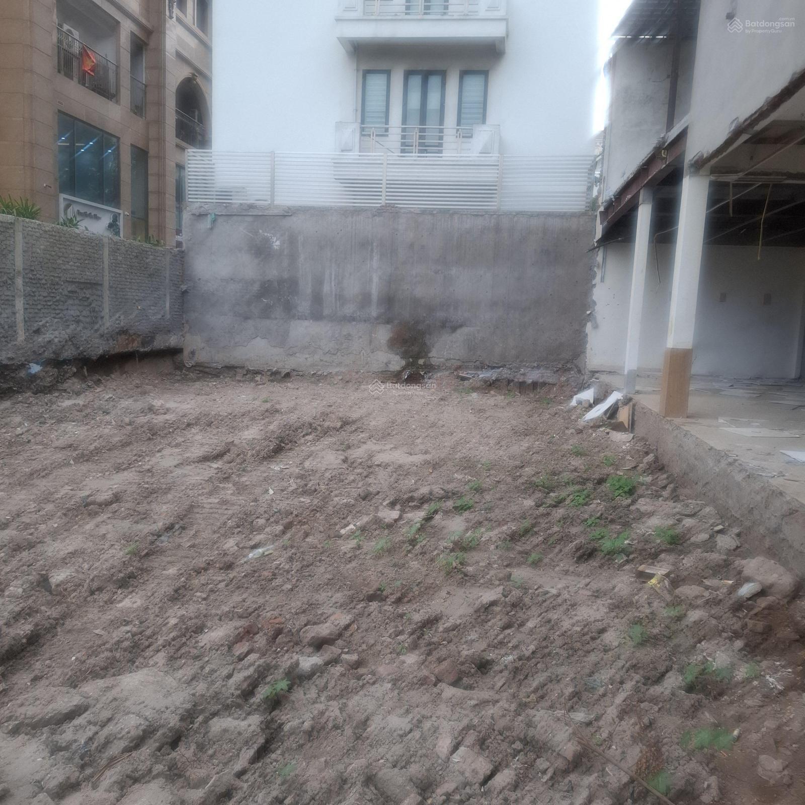 Đất mặt phố Hoa Bằng 210m² giá 55 tỷ - Cơ hội đầu tư cực hấp dẫn!