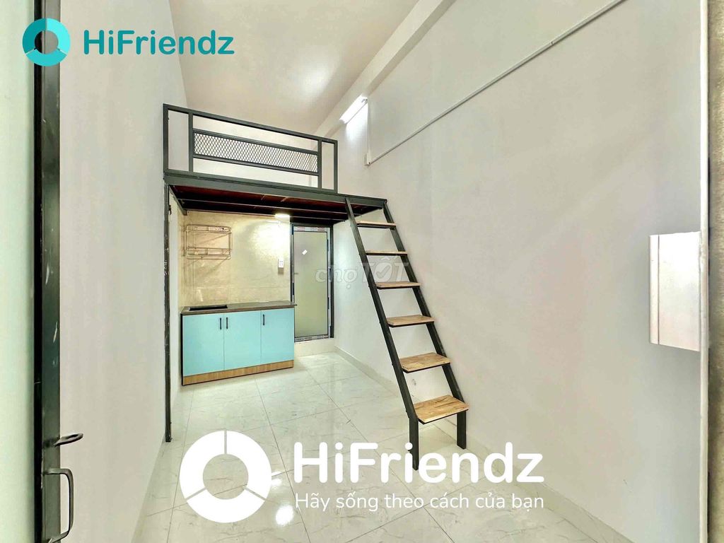 Phòng Gác Ban Công Cộng Hoà 20m² giá 3.4 triệu - Không nội thất, gần CV Hoàng Văn Thụ!