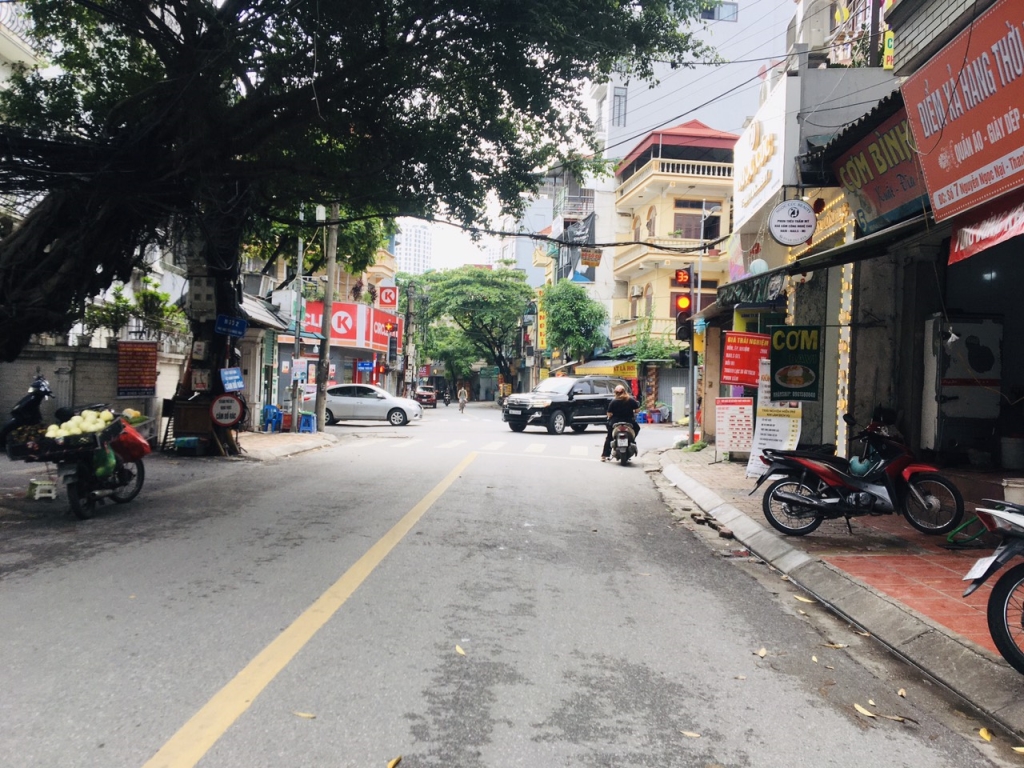 Bán nhà phố Nguyễn Ngọc Nại 65m² - Ô tô tránh, giá chỉ 23 tỷ!