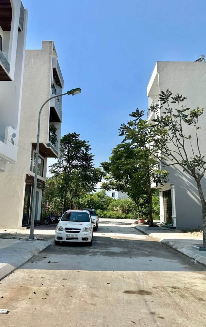 Đất nền góc siêu hiếm tại đường đô thị Mỹ Trung, 62m² giá 3.25 tỷ - Cơ hội đầu tư tốt!