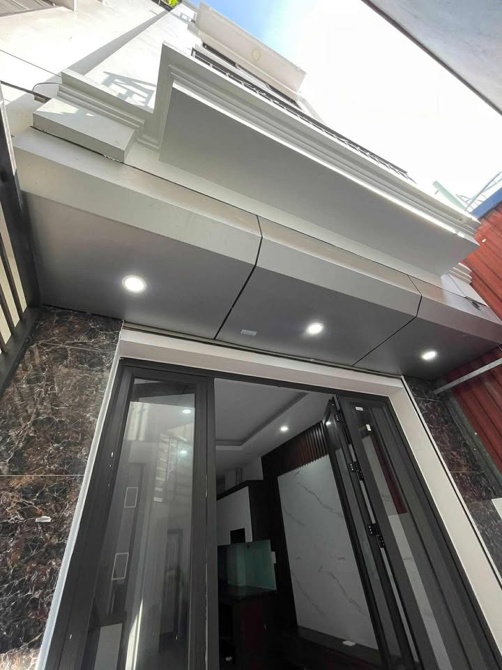 Nhà 5 tầng tại Vân Canh, 30m² giá thương lượng - Cơ hội đầu tư tuyệt vời!