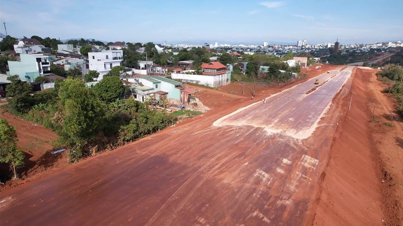 Nhà mặt tiền Đại lộ Nguyễn Văn Linh, Quận 7, 100m² chỉ 2 tỷ - Đầu tư sinh lời ngay!