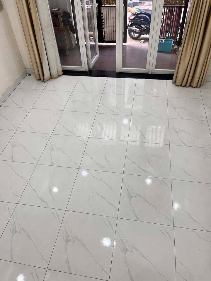 Nhà 3 Tầng 4 PN Hẻm 5m Ngô Chí Quốc Bình Chiểu giá 4.8 tỷ - Sẵn sàng vào ở!