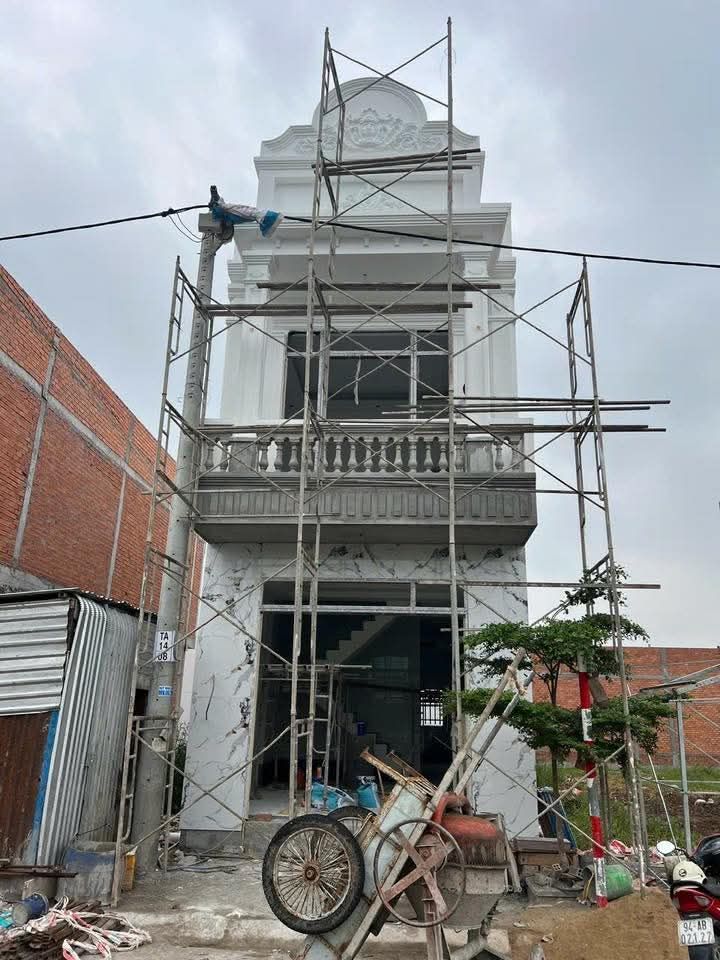 Nhà mới Trệt Lầu Khu Tràng An Bạc Liêu 69.75m² giá 2.05 tỷ - Thiết kế hiện đại, không gian sống tiện nghi!