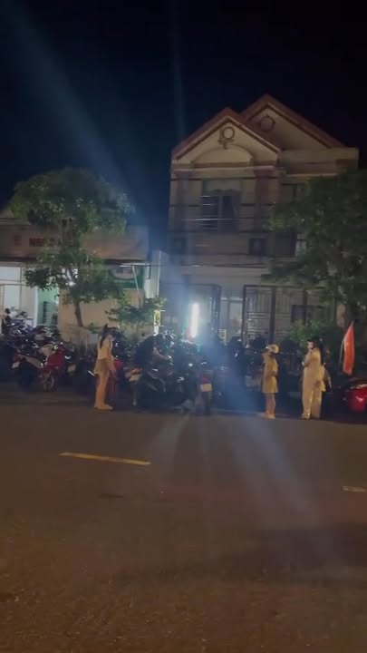 Đất biển Quảng Nam - Đà Nẵng 140m² giá 4 tỷ - Gần chợ và biển!