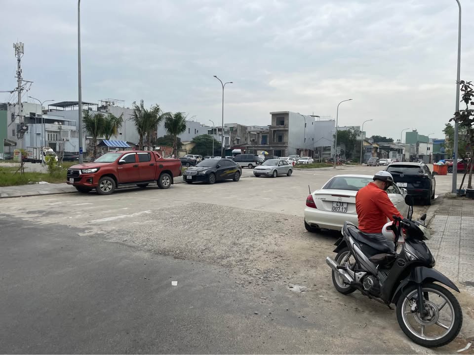 Bán đất tặng nhà 2 tầng đúc kiên cố tại Thanh Khê, Đà Nẵng, giá 6 tỷ - Cơ hội đầu tư hiếm có!