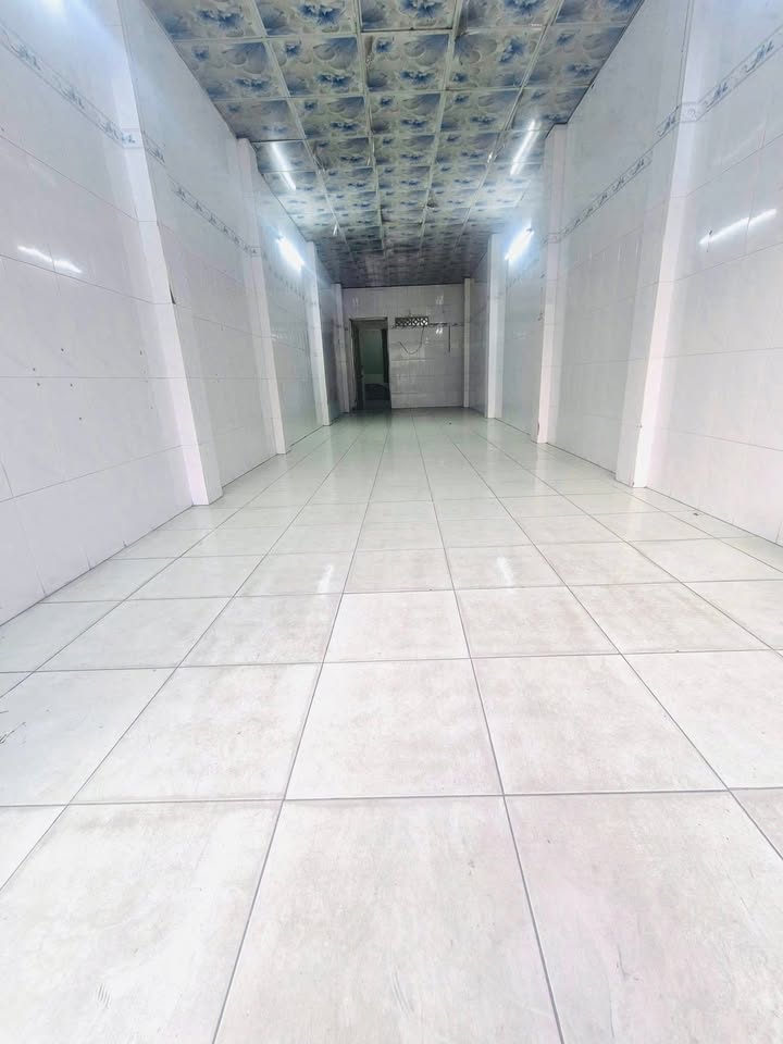 Nhà Mặt Tiền Mã Lò, Quận Bình Tân 52m² giá 13 triệu - Phù hợp kinh doanh đa dạng!