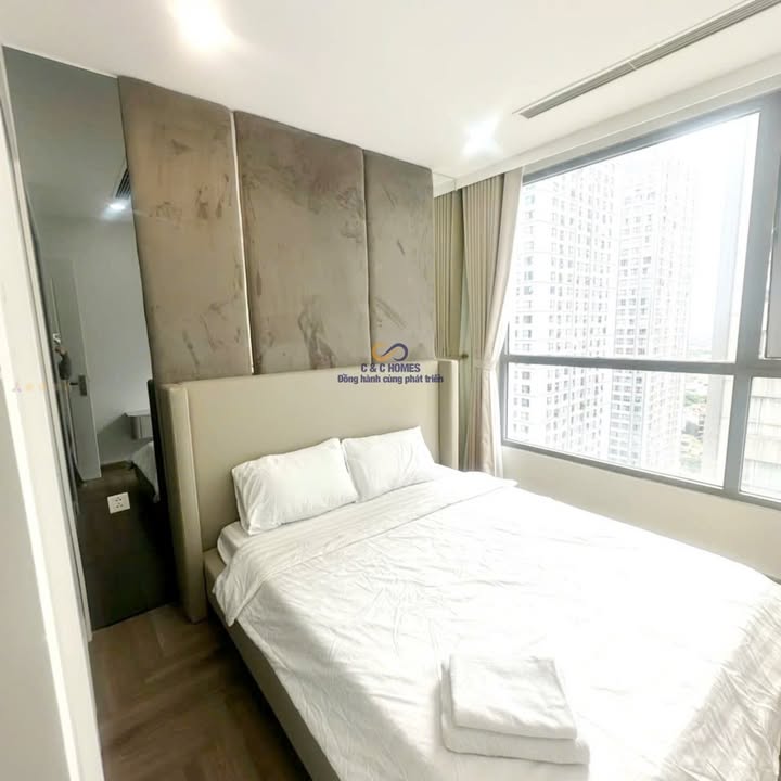 Căn hộ 3 phòng ngủ Tòa P10 VIP, Quận Hoàng Mai - Nội thất cao cấp, cho thuê gấp!