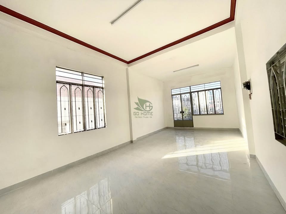 Nhà phố mặt tiền Thái Nguyên Nha Trang 65m² giá 11.5 tỷ - Kinh doanh đắc địa!