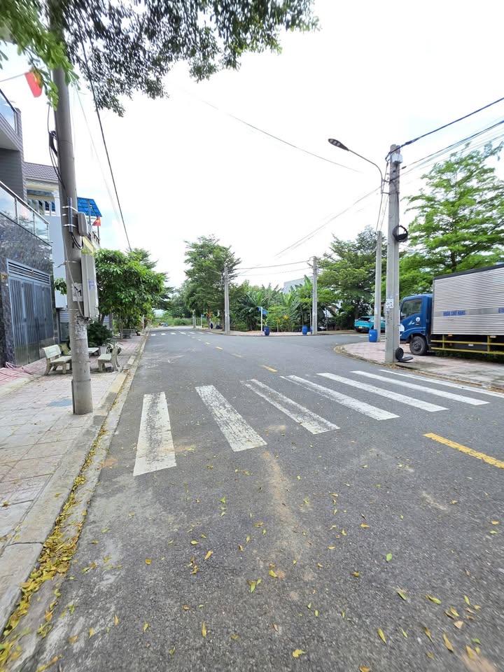 Đất nền 70.4m² Phường Tân Đông Hiệp, Dĩ An giá 3.39 tỷ - Cơ hội đầu tư không thể bỏ qua!