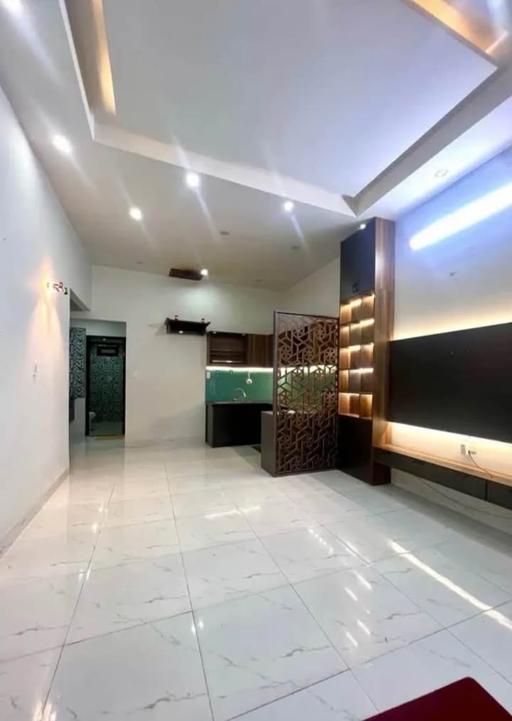 Nhà phố Nguyễn Văn Linh Đà Nẵng 55m² giá 6.5 tỷ - Vị trí đắc địa, thuận tiện kinh doanh!