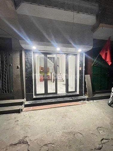 Nhà nguyên căn ngõ 83 Nguyễn Khang 125m² giá 15 triệu - Sẵn sàng cho thuê ngay!