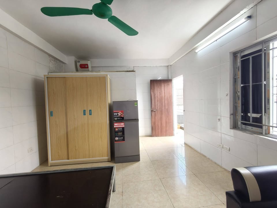 Phòng trọ Cầu Diễn 30m² giá 2.6 triệu - Full đồ tiện nghi, thoáng đãng!