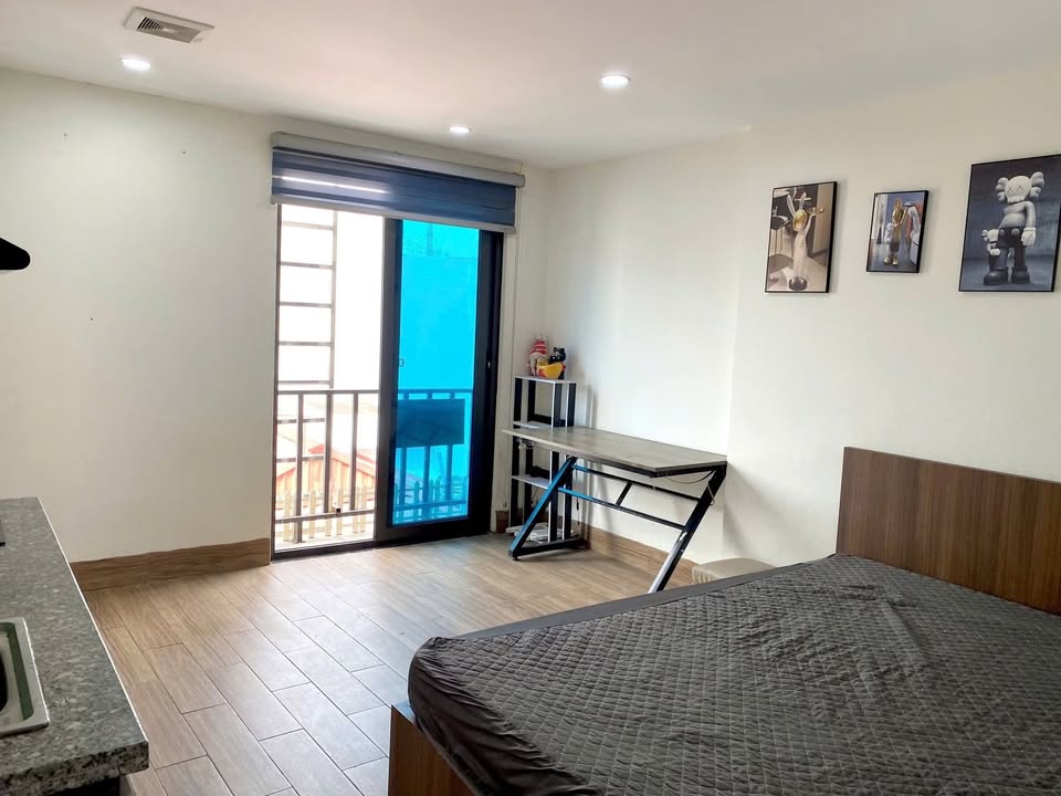 Cho thuê phòng nhỏ Ngõ 109 Quan Nhân 18m² giá 4.5 triệu - Full nội thất hiện đại
