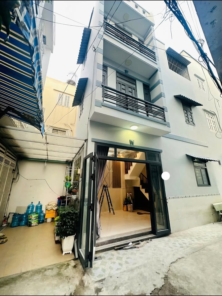 Nhà phố Quận 12, Lê Thị Riêng 27m² giá 2.178 tỷ - Xây dựng kiên cố, sổ hồng riêng!