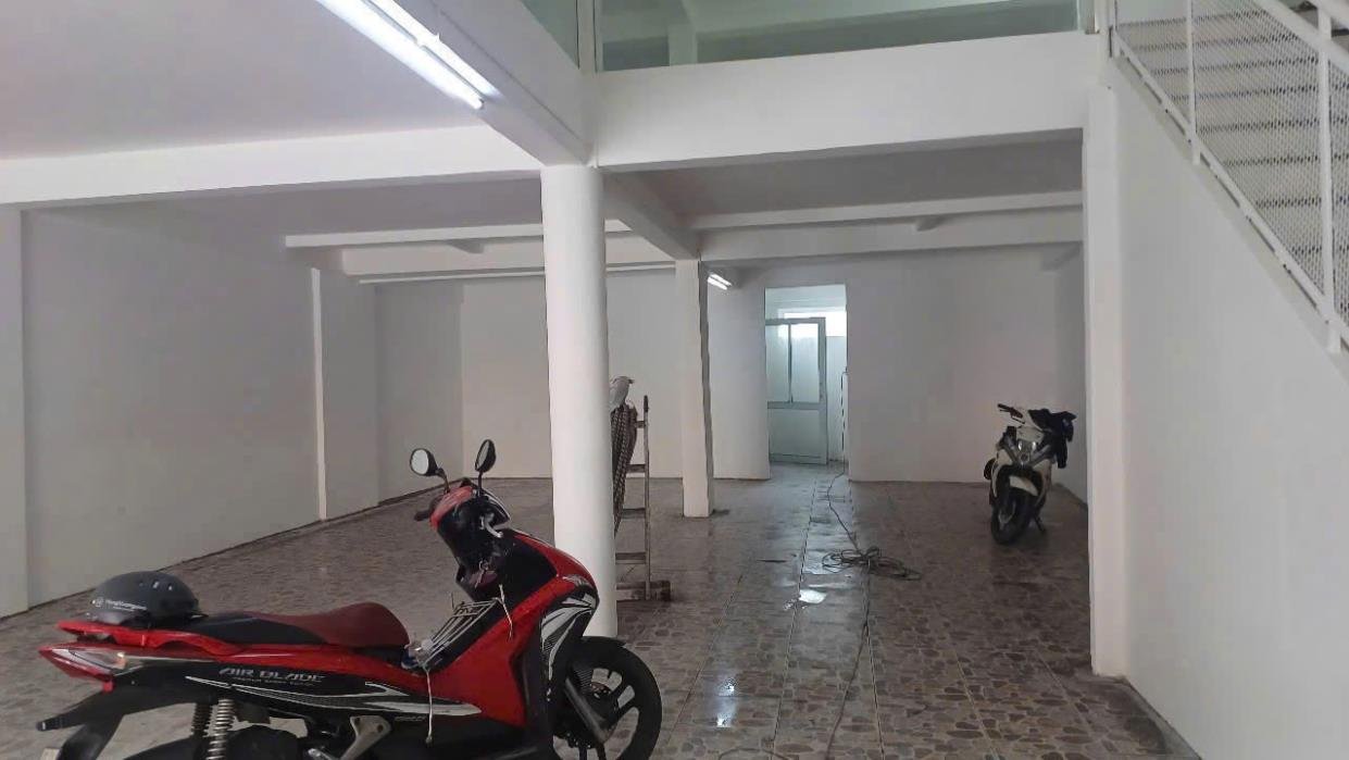 Cho thuê mặt tiền Phan Đình Phùng, Quận Phú Nhuận 160m² - Vị trí đắc địa cho kinh doanh!