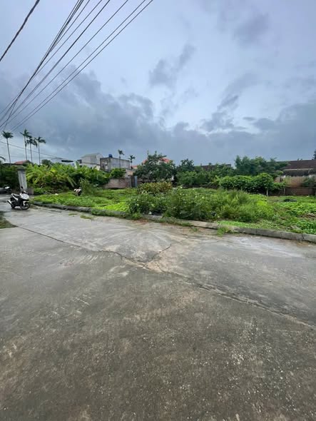 Đất nền thôn Phục Lễ - Vĩnh Hồng - Bình Giang 77m² chỉ 8xx triệu - View hồ thoáng mát!