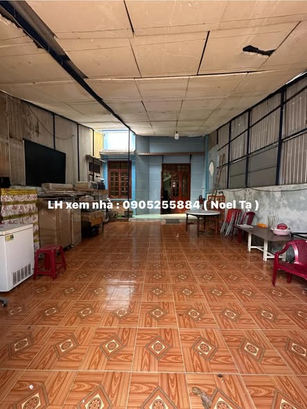 Nhà nguyên căn hẻm Trần Hưng Đạo 2PN 2WC giá 4 triệu - Sân rộng ô tô vào tận nơi!