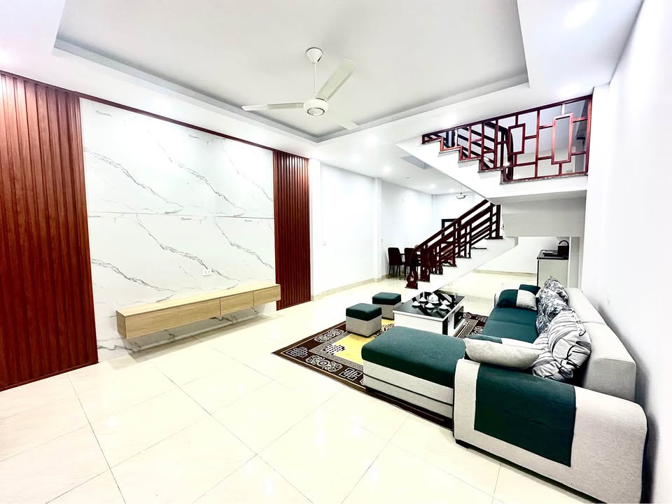 Nhà 3 tầng Ninh Sơn 62m² giá 2.6 tỷ - Sẵn sàng vào ở ngay!
