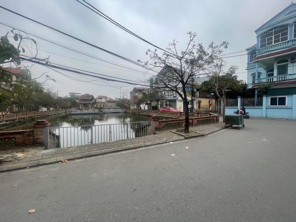 Đất đẹp Cổ Bi, Gia Lâm 48m² giá 5 tỷ - Mặt tiền rộng, ô tô vào tận nơi!
