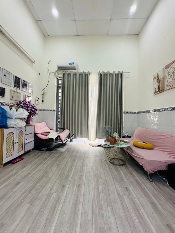 Nhà Tân Sơn Nhì, Quận Tân Phú 44m² giá 4 tỷ - Dòng tiền ổn định 9 triệu/tháng!
