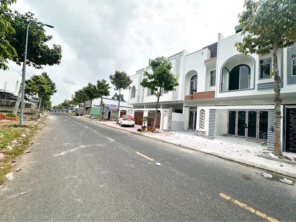 Bán Nhà Trệt Lầu Ở Khu 5A Sóc Trăng 88m² - Mẫu Hiện Đại, Giá Tốt!