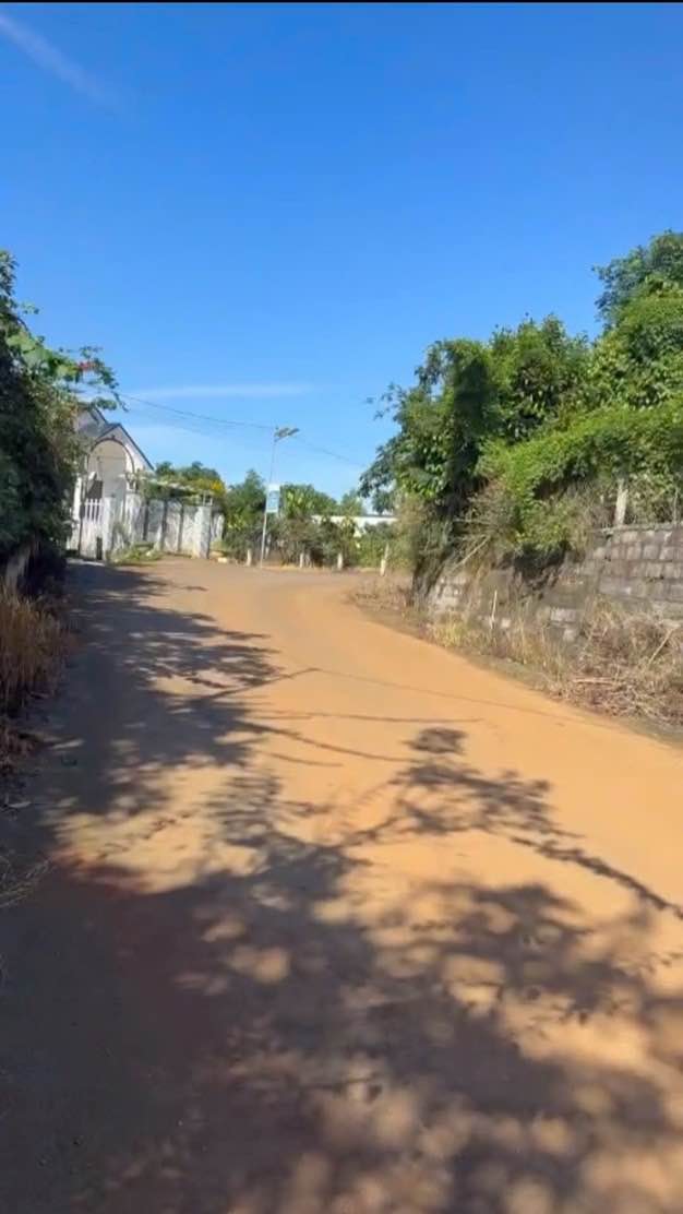 Đất + Nhà Kho Bảo Lộc 1000m² giá 6 tỷ - Pháp lý rõ ràng, ô tô vào tận nơi!