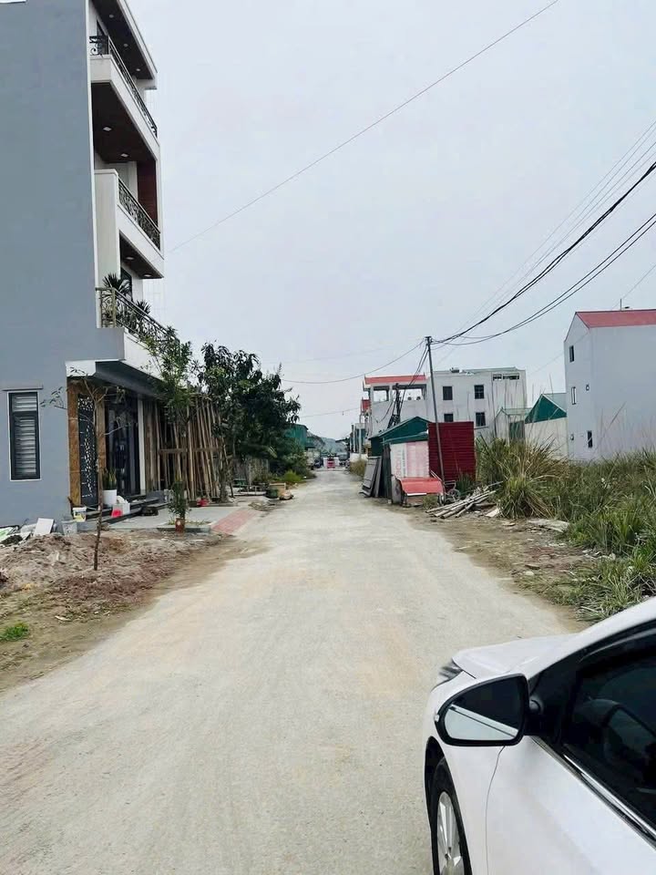 Đất nền Kim Bảng 104m² giá 2 tỷ - Vị trí trung tâm, tiện ích đầy đủ!