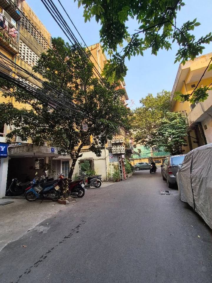 Căn hộ chung cư Nguyễn Chí Thanh 70m² giá 5.6 tỷ - Căn góc thoáng mát, đầy đủ nội thất!