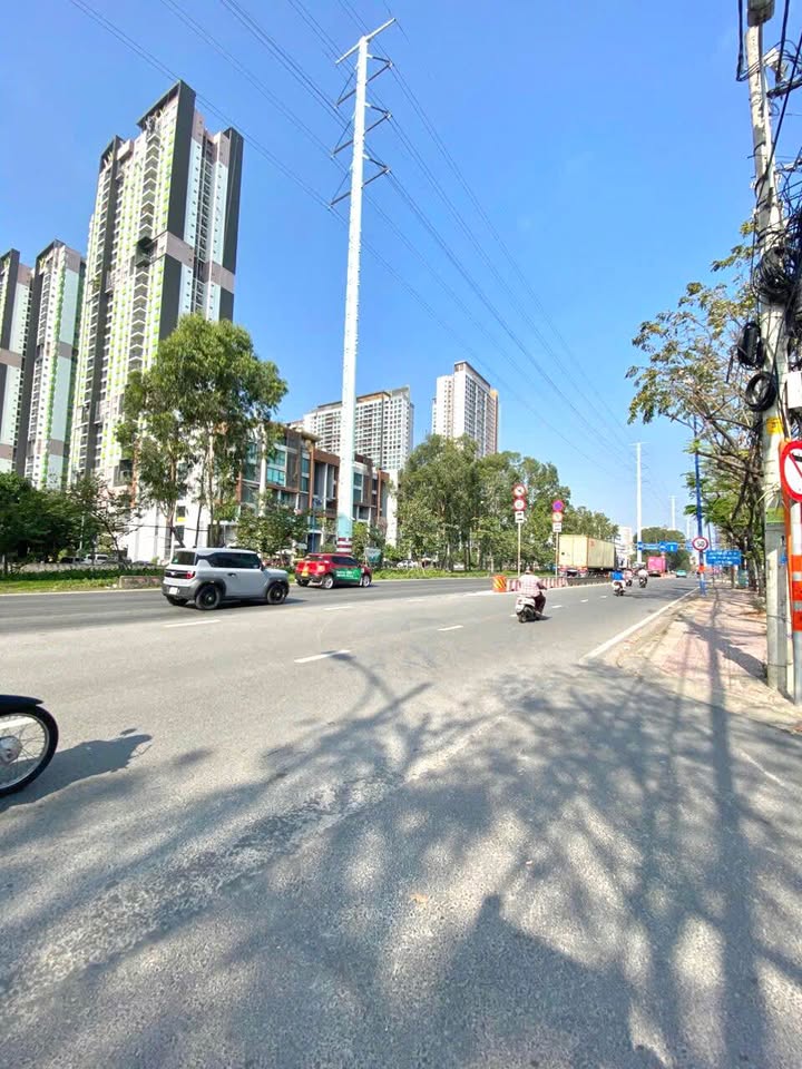 Nhà phố cho thuê tại Thạnh Mỹ Lợi, Thủ Đức 100m² giá 14 triệu - Giao ngay, tiện ích đầy đủ!