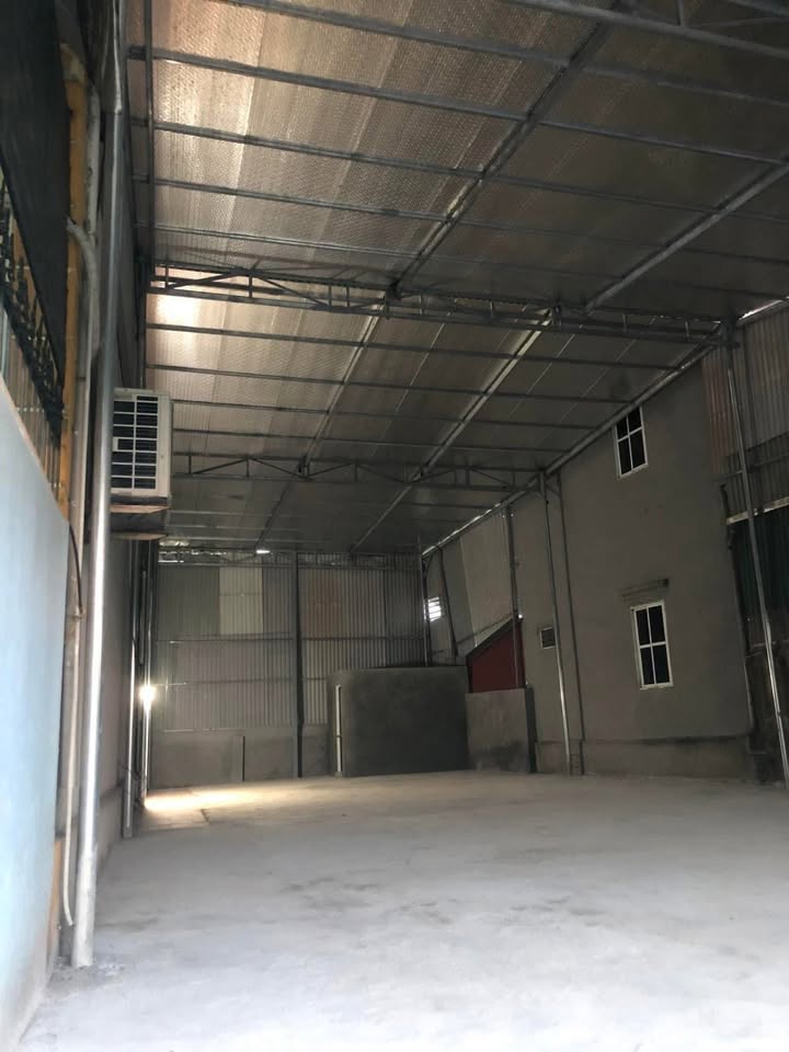 Xưởng cho thuê 200m² tại Đông Anh - Chính chủ, điện 3 pha đầy đủ!