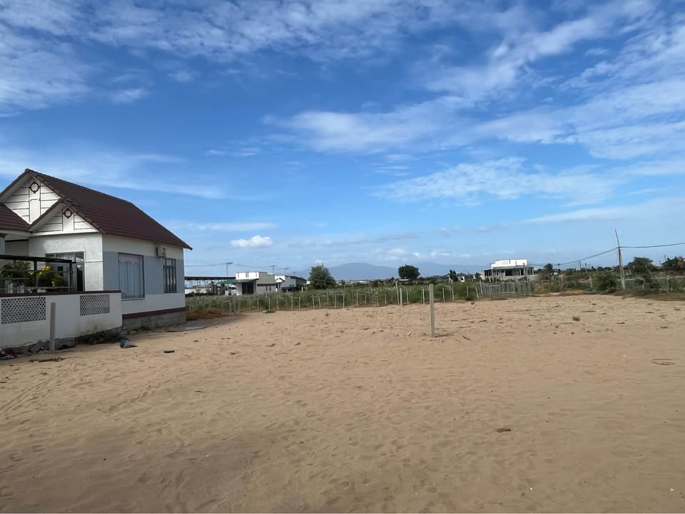 Bán đất KDL ZooZoo Ninh Thuận 750m² giá 900 triệu - Phù hợp làm vườn hoặc kho xưởng!