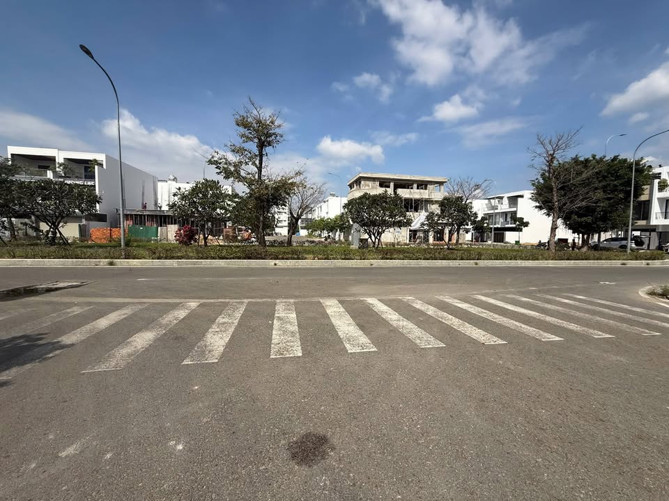 Đất lô góc 2 mặt tiền Gói 7 Mỹ Gia 287,5m² giá 15,525 tỷ - Cơ hội đầu tư hiếm có!