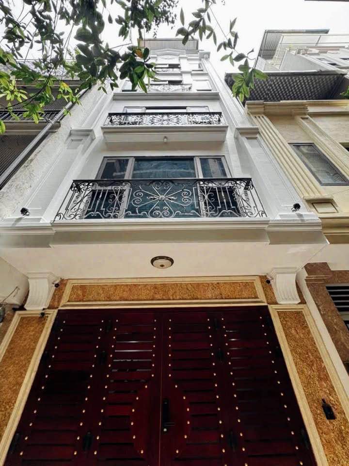 Nhà Phân Lô Trần Quang Diệu, Đống Đa 58m² giá 30.8 tỷ - Thiết kế 7 tầng thang máy đẹp mắt!