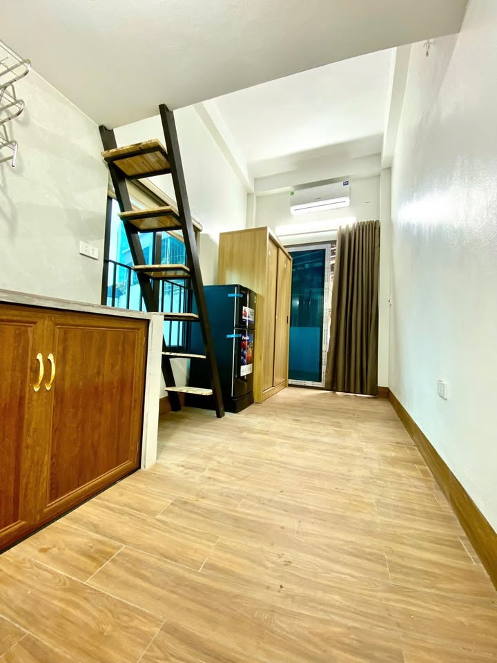 Phòng trọ CCMN 318 Đê La Thành 1PN giá 4.5 triệu - Gần các trường đại học lớn!