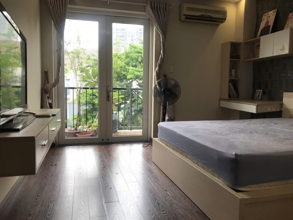 Nhà phố Mega Ruby 80m² giá 15 triệu - Tiện làm văn phòng và ở ngay!