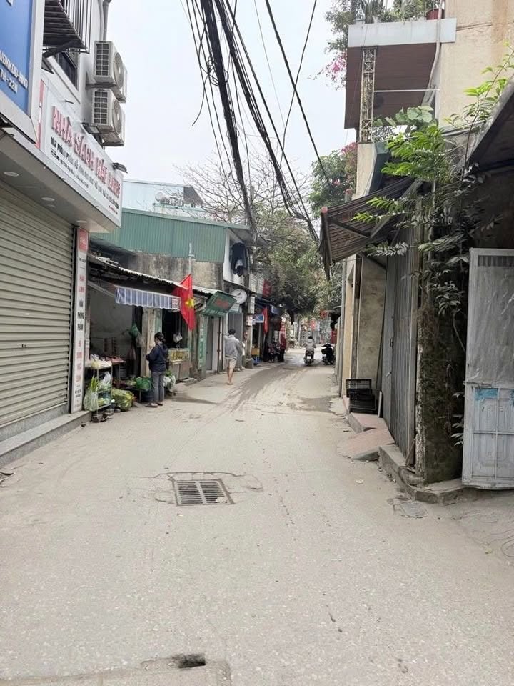 Đất Lĩnh Nam 104m² giá 22 tỷ - Ô tô vào tận nơi, kinh doanh sầm uất!