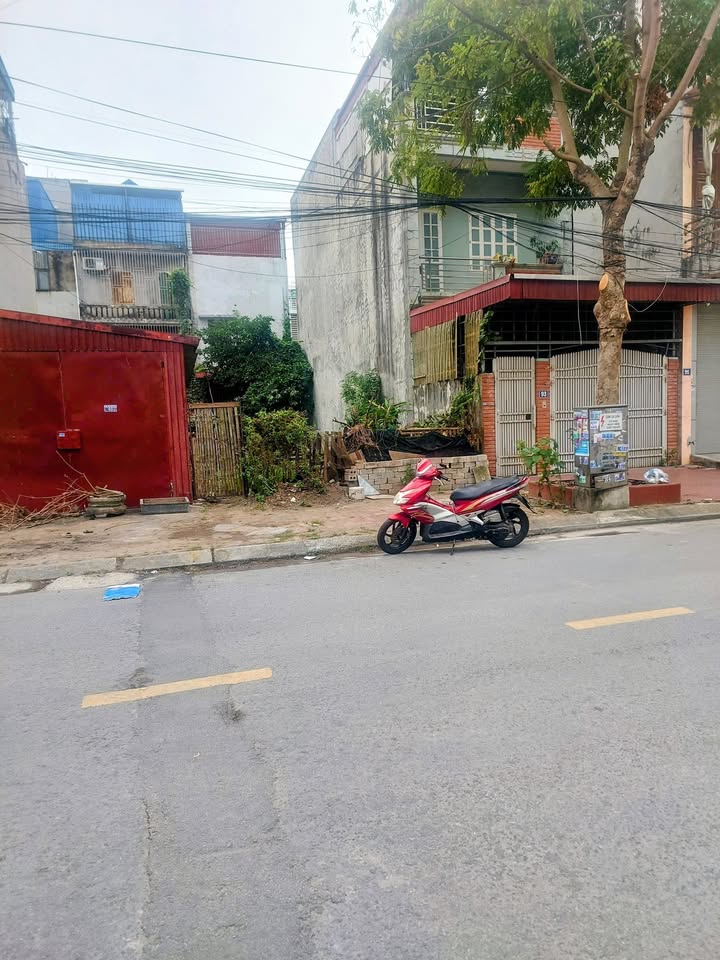 Đất nền khu đô thị Hoà Vượng Nam Định 81m² giá 3.9 tỷ - Đường lớn, vỉa hè rộng!