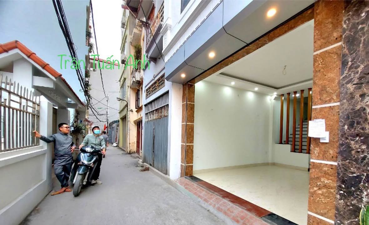 Nhà Phú Diễn, Bắc Từ Liêm 32m² giá 3 tỷ - Ô tô vào tận nhà!