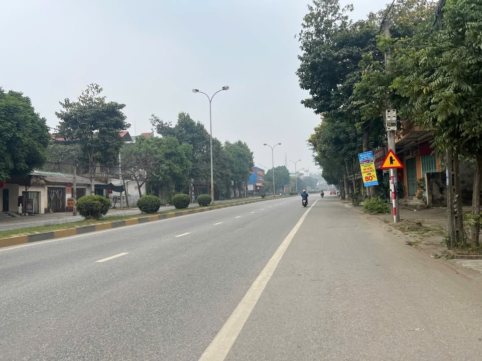 Đất nền Khu 8 Hy Cương, 60m² giá 2.8 tỷ - Kinh doanh thuận lợi!