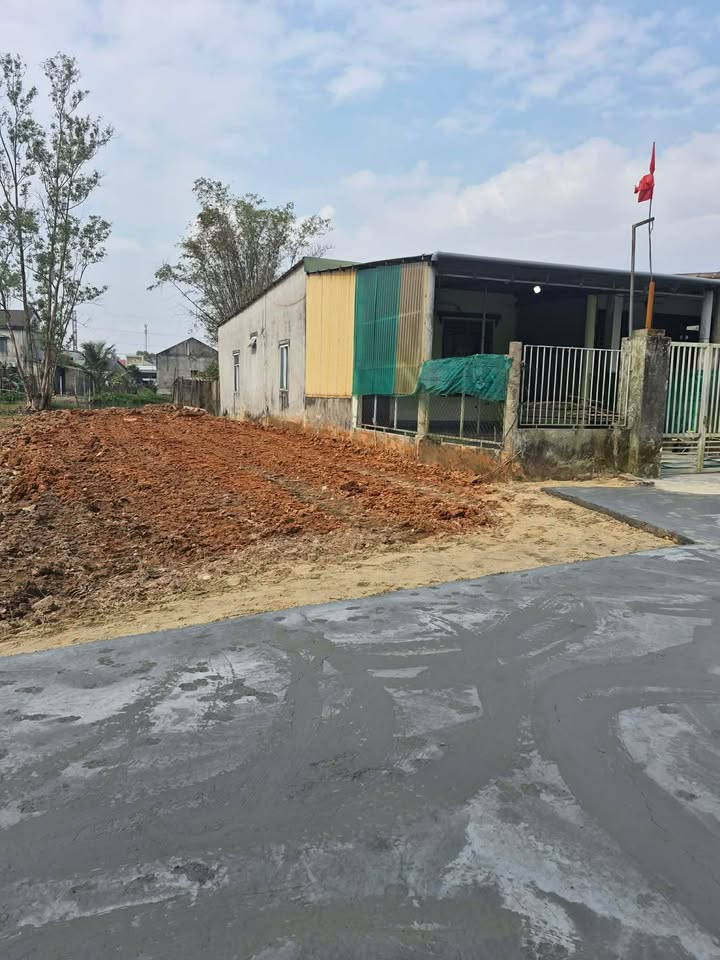 Nhà kiệt Nguyễn Thiện Thuật, 210m² giá 1.05 tỷ - Cơ hội vàng cho bạn!