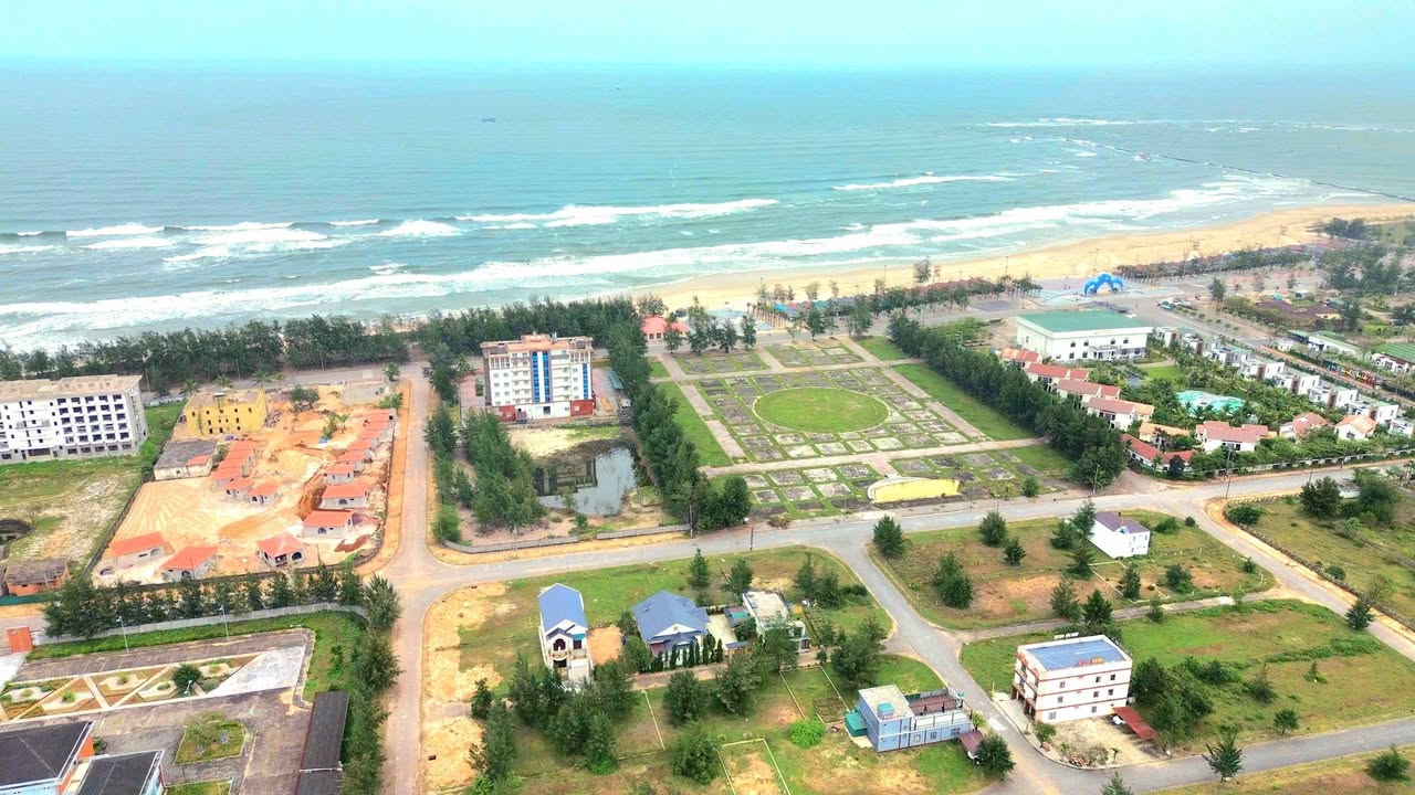 Đất nền Ô Bàn Cờ Cửa Việt 230m² giá 4 tỷ - Hướng biển tuyệt đẹp!