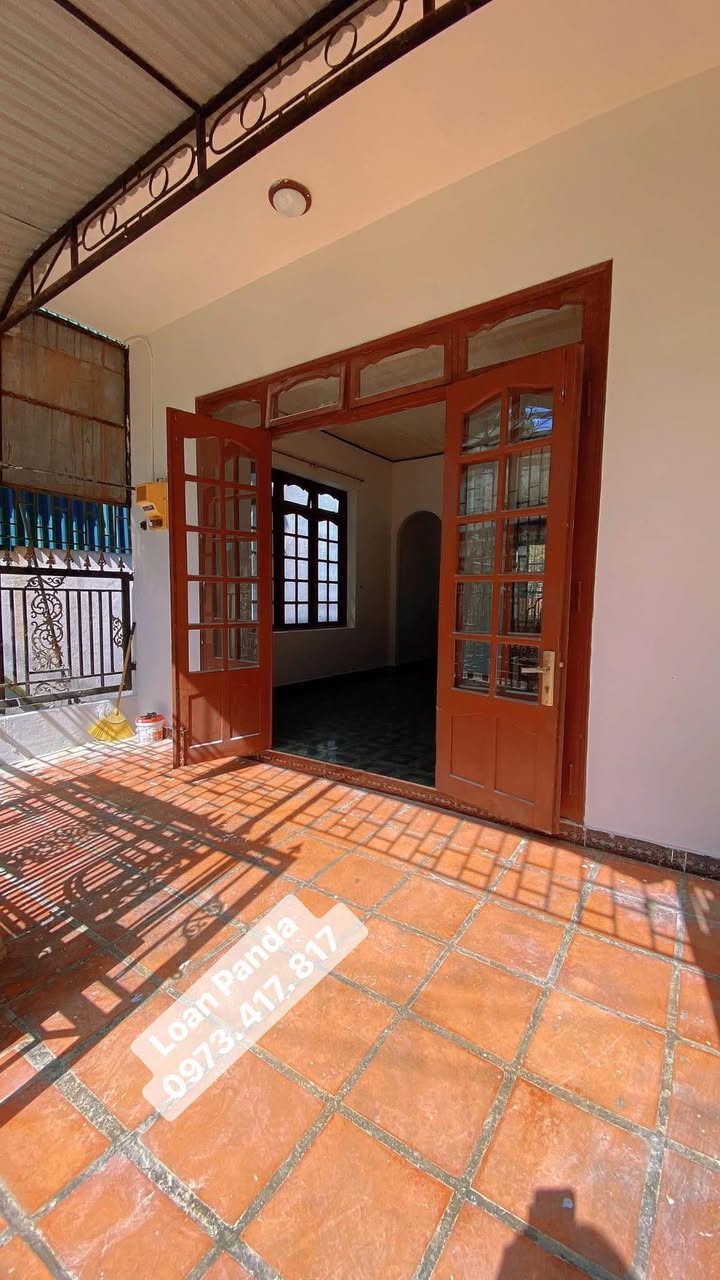 Nhà nguyên căn 1 trệt 1 hầm tại Mê Linh, Đà Lạt - Giá thuê chỉ 6 triệu/tháng!