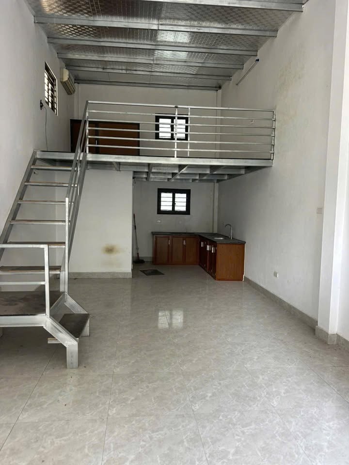 Nhà cấp 4 Thôn 3 Vạn Phúc 45m² giá 3.8 tỷ - Ô tô vào tận nơi!