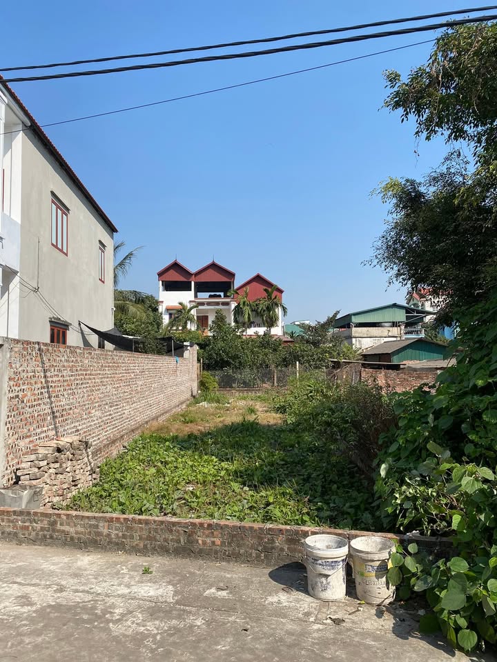 Nhà riêng Song Liễu, Thuận Thành 100m² giá 4 tỷ - Ô tô vào tận cửa!