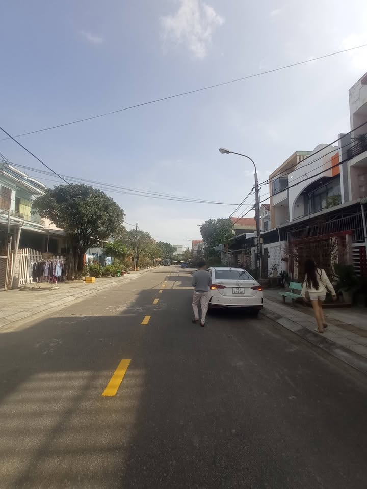 Nhà cấp 4 đường Nguyễn Phong Sắc, Tam Kỳ 150m² giá 2.6 tỷ - Kinh doanh thuận lợi!