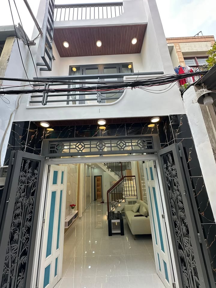 Nhà mới Phạm Văn Bạch, Tân Bình 35m² giá 4.5 tỷ - Thiết kế thông minh, ở ngay!