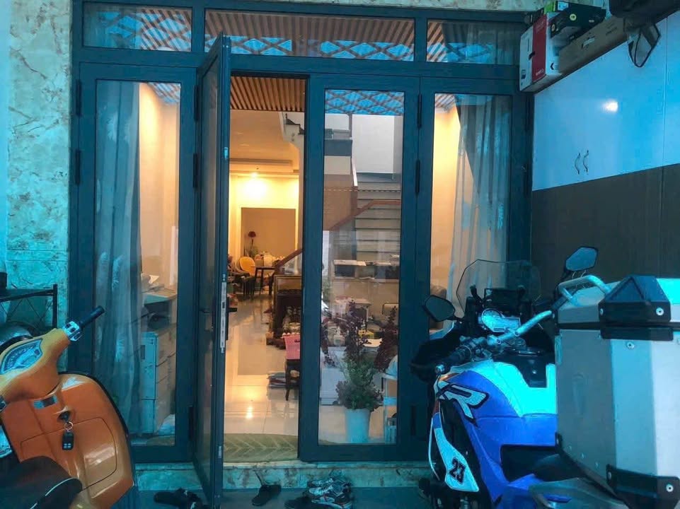 Nhà phố 1 trệt 1 lầu tại Phường An Bình, 70m² giá 3.8 tỷ - Sổ hồng riêng, thương lượng ngay!