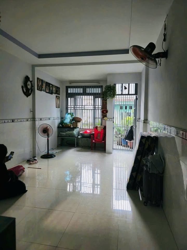 Nhà mặt tiền Đô Đốc Lộc, Tân Phú 93m² giá 70 tỷ - Bán gấp với giá sốc!