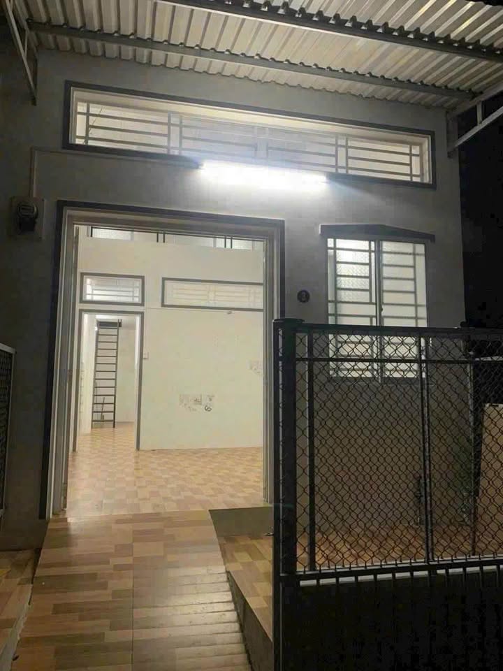 Nhà cho thuê 2 phòng tại KDC Bình Nhựt, 52m² chỉ 3,5 triệu/tháng - Sẵn sàng nhận nhà!